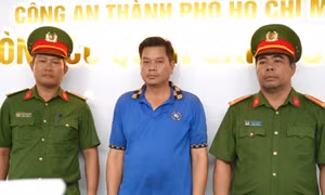 Bắt trùm buôn lậu chất độc xyanua xuyên biên giới Nguyễn Văn Đỏ