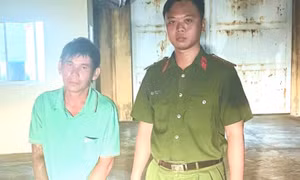 Có 2 tiền án tiếp tục lẻn vào nhà người khác trộm cắp tài sản