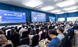 Đẩy mạnh chuyển đổi số để tăng trưởng hai con số tại Việt Nam