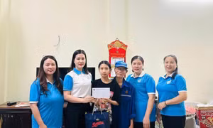 “Mẹ đỡ đầu” chắp cánh cho những ước mơ