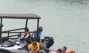 Sở Du lịch tỉnh Ninh Bình lên tiếng về vụ việc biểu diễn Flyboard khiến 2 người gặp nạn
