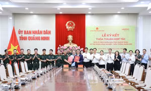Lễ ký kết thỏa thuận hợp tác giữa UBND tỉnh và Tập đoàn Viettel