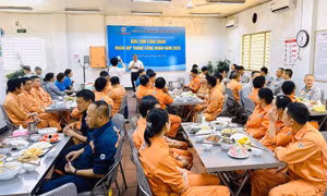 Công ty cổ phần Nhiệt điện Quảng Ninh tổ chức “Bữa cơm Công đoàn” nhân Tháng Công nhân 2026