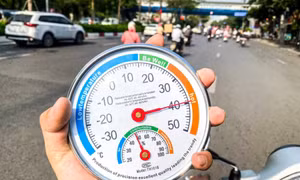 Thời tiết ngày 25/5: Bắc Bộ và Trung Bộ tiếp tục hứng đợt nắng nóng "đỉnh điểm", có nơi trên 40 độ C