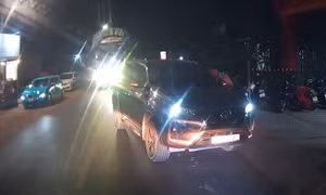 Xử lý tài xế dừng xe ngược chiều trên quốc lộ ở Đắk Lắk sau phản ánh của người dân