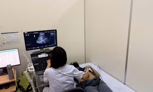 Khám sức khoẻ miễn phí cho người lao động tại 15 doanh nghiệp trên địa bàn phường Việt Hưng