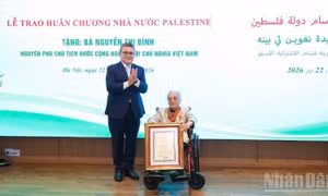 Trao Huân chương “Ngôi sao Công trạng” của Nhà nước Palestine tặng nguyên Phó Chủ tịch nước Nguyễn Thị Bình