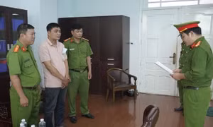 Bắt phó trưởng phòng Công ty cổ phần thương mại dầu khí Cửu Long tham ô hơn 5 tỉ đồng