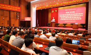 Kiên định bảo vệ nền tảng tư tưởng của Đảng