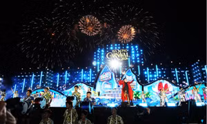 Carnaval Hạ Long 2026: Vũ điệu của ánh sáng và sắc màu bên bờ Vịnh Kỳ quan