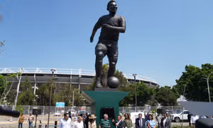 Tượng huyền thoại Pelé được dựng tại Guadalajara trước thềm World Cup 2026
