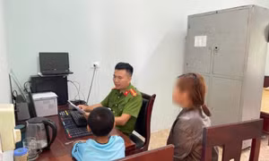 Xác minh thông tin học sinh lớp 6 nghi bị mẹ kế bạo hành ở Nghệ An