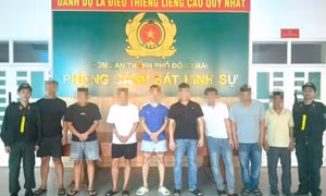 Triệt phá đường dây cá độ bóng đá với số tiền giao dịch hơn 70 tỉ đồng/tháng