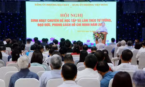 Hội nghị sinh hoạt chuyên đề Học tập và làm theo tư tưởng, đạo đức, phong cách Hồ Chí Minh
