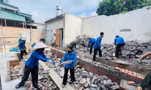 Vì mục tiêu nâng cao toàn diện đời sống nhân dân