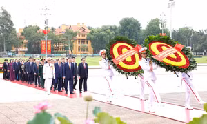 Lãnh đạo Đảng, Nhà nước vào Lăng viếng Chủ tịch Hồ Chí Minh