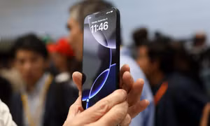 Apple chi 250 triệu USD dàn xếp vụ kiện quảng cáo sai về AI trên iPhone