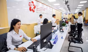 Thủ tướng nghiêm cấm quy định thêm các thủ tục hành chính, biện pháp quản lý làm tăng chi phí