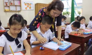 Thời gian đóng BHXH tại trường tư thục có tính để miễn tập sự?