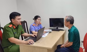 Giao dịch lừa đảo của "thần y" rởm Nguyễn Tiến Nam lên đến gần 100 tỉ đồng