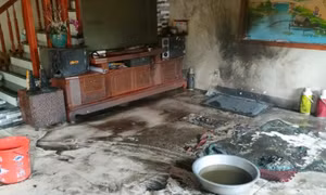 Một người trong vụ 'đốt nhà mẹ ở Hưng Yên' đã tử vong