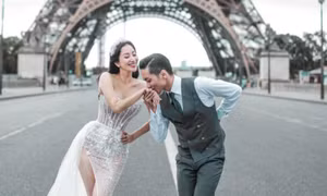 Khánh Thi, Phan Hiển cưới vào tháng 12