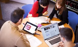 Người học lo lắng khi không rút được học phí ôn thi IELTS