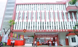 Khởi tố vụ án hàng trăm học sinh tại trường iSchool Nha Trang bị ngộ độc