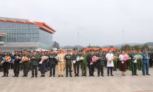Diễn tập thực binh chống khủng bố, giải cứu con tin