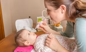 Có nên rửa mũi thường xuyên cho trẻ?