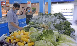 Doanh nghiệp bán lẻ hưởng lợi từ tiêu dùng cuối năm