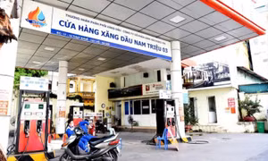 Tái diễn nhiều cây xăng treo biển 'hết hàng': Càng bán càng lỗ