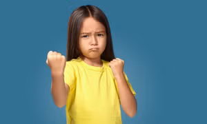 9 cách giúp kiểm soát nóng giận cho trẻ nhỏ