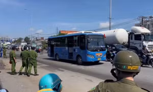 Nữ sinh viên tử vong sau va chạm với xe buýt ở TPHCM