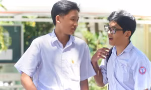 'Sốc' một thí sinh đăng ký 231 nguyện vọng: Đủ ngành, đủ trường từ Bắc vô Nam
