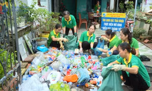 Chi hội trưởng phụ nữ khéo tuyên truyền, vận động