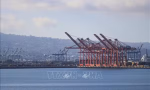 Washington bắt đầu áp mức thuế cao hơn với hàng chục đối tác thương mại