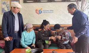 Người "giữ lửa" nhân ái