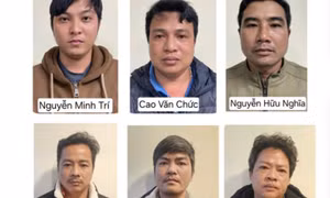 Từ nghề bán cá chuyển qua buôn lậu vàng thỏi từ Campuchia về Việt Nam