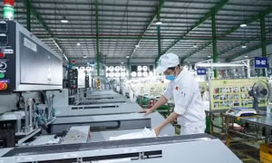 Việt Nam: Lạc quan nhưng thận trọng cho tăng trưởng dài hạn