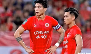 Văn Hậu được đăng ký đá lượt đi V-League 2025 - 2026