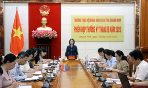 Thường trực HĐND tỉnh họp phiên thường kỳ tháng 8