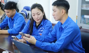 Tạo "sức đề kháng" cho giới trẻ trước "bão" thông tin xấu độc
