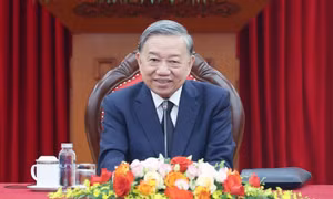 Tổng Bí thư Tô Lâm điện đàm với Chủ tịch Đảng Nhân dân Campuchia Hun Sen