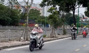 Thời tiết ngày 26/10: Bắc Bộ sáng và đêm trời lạnh, Nam Bộ có mưa rào và dông