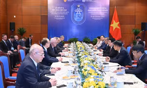 Chủ tịch nước Lương Cường tiếp Tổng Công tố Liên bang Nga A.V. Gutsan