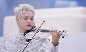 Ca sĩ bị Châu Đăng Khoa chê “tầm thường” tỏa sáng tại Anh trai say hi