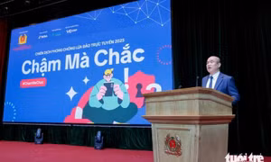 Người Việt dùng Internet gần 7 giờ mỗi ngày