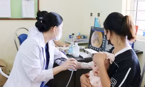 Ngành Y tế Quảng Ninh: Chung tay chăm sóc sức khỏe nhân dân vùng khó
