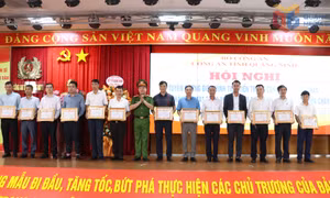 Tuyên dương điển hình tiên tiến và phát động Phong trào Toàn dân tham gia PCCC&CNCH